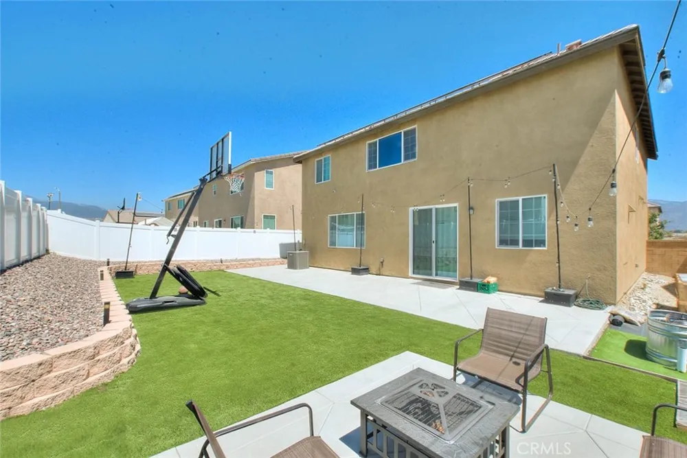 2484 Allegheny Road Rialto, CA 92377
