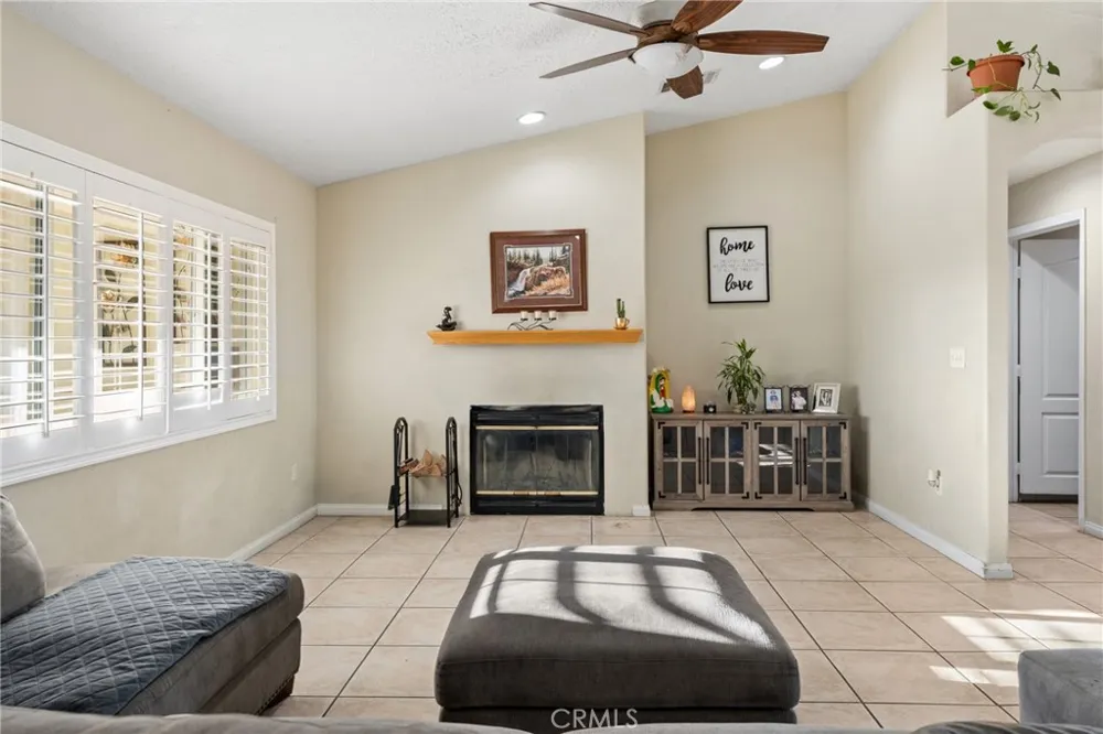 11815 Rosado Road Pinon Hills, CA 92372