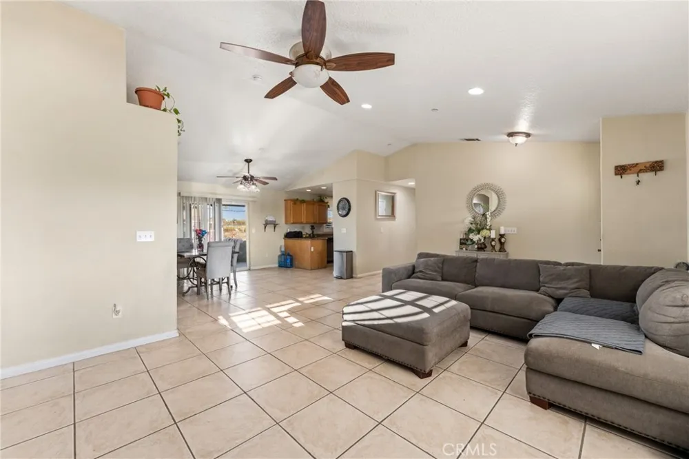 11815 Rosado Road Pinon Hills, CA 92372