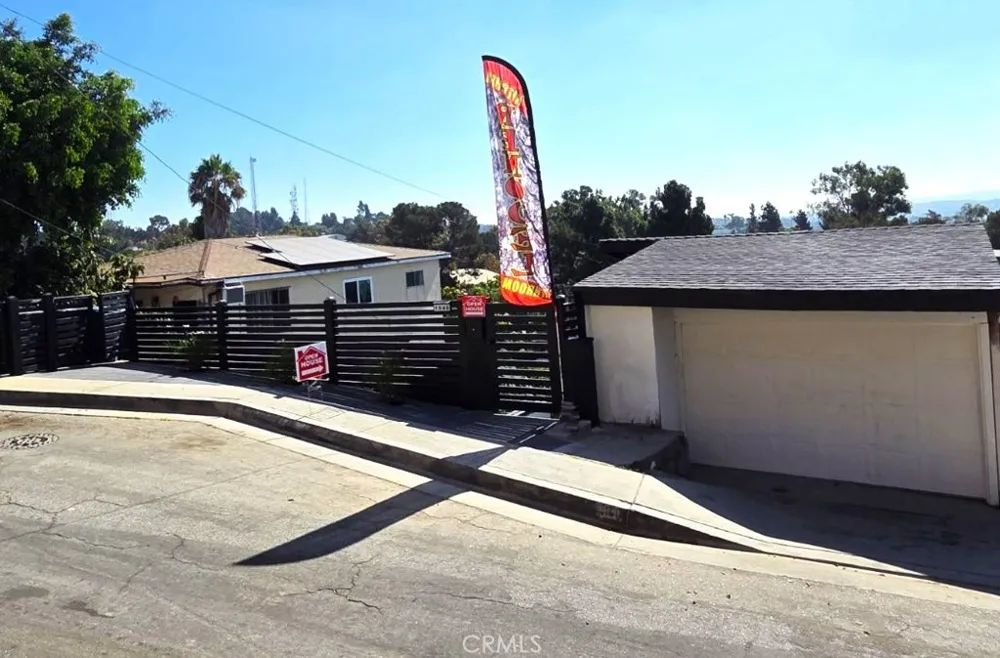1046 Bonnie Beach City Terrace, CA 90063