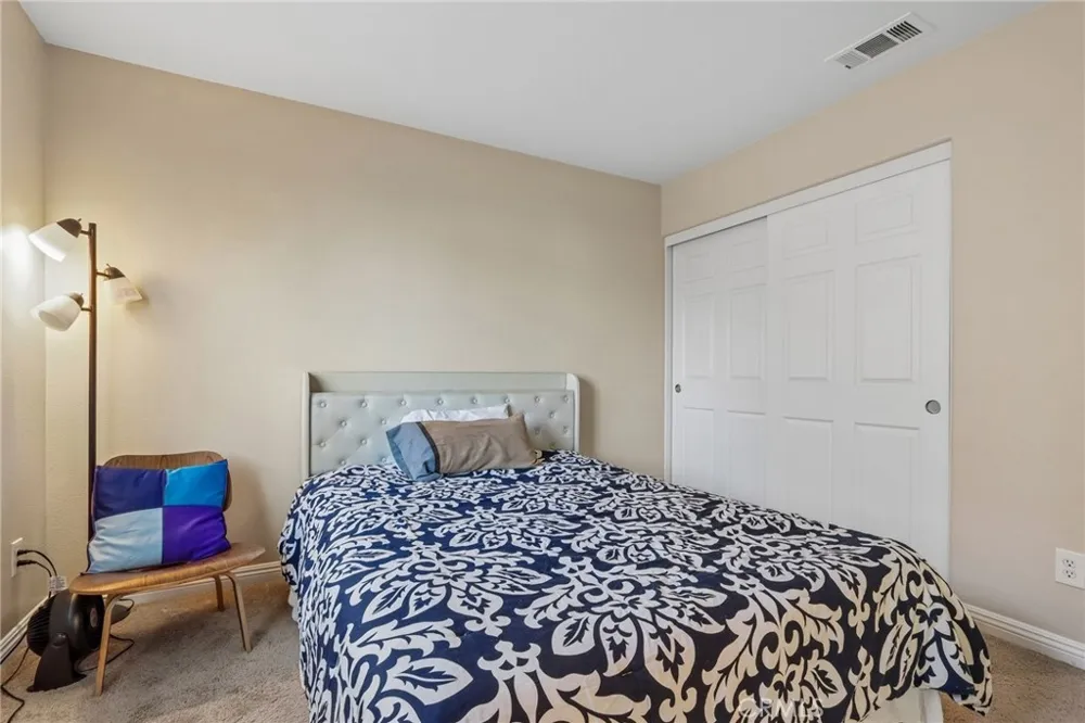 7885 RETRIEVER STREET Eastvale, CA 92880