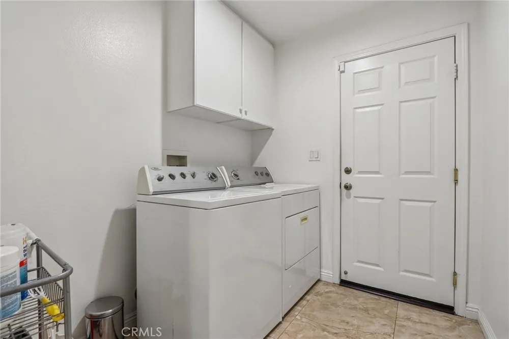 7885 RETRIEVER STREET Eastvale, CA 92880