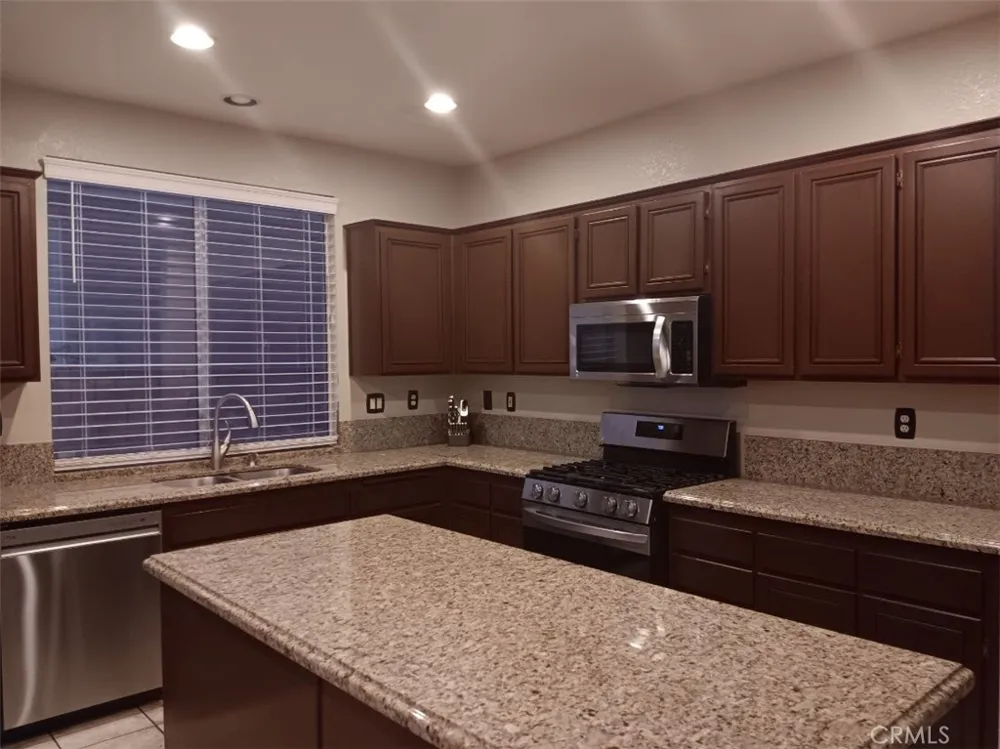 13160 Bay Meadows Ct Corona, CA 92883