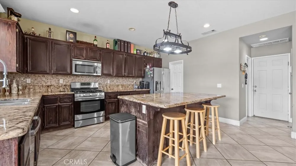 358 Pamela Court Hemet, CA 92544