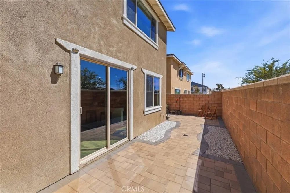 5370 Blue Ridge Way Fontana, CA 92336