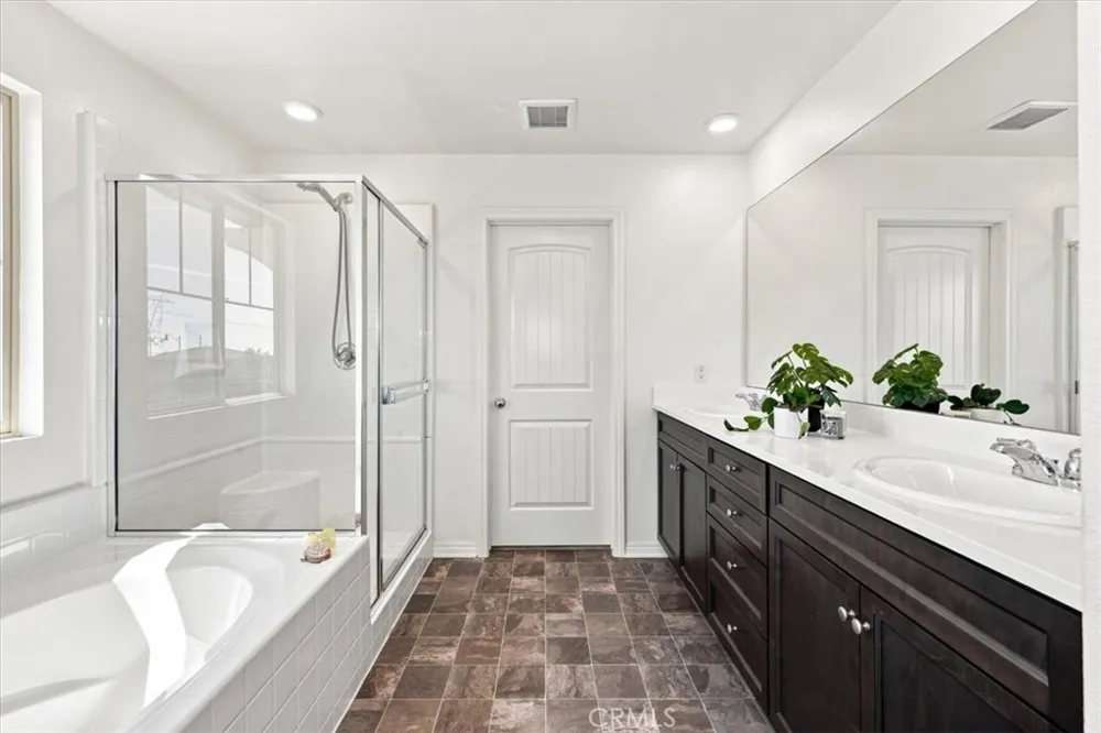 5370 Blue Ridge Way Fontana, CA 92336