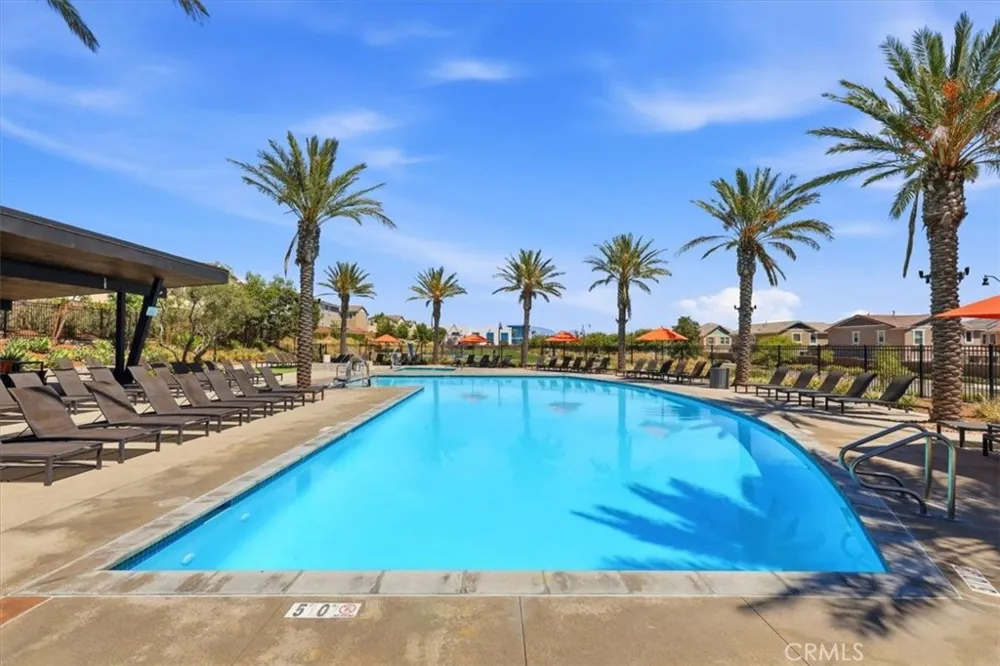 5370 Blue Ridge Way Fontana, CA 92336
