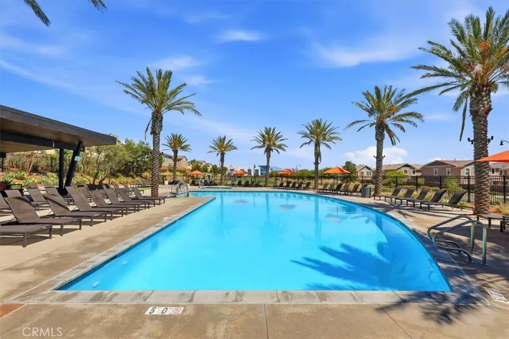 5370 Blue Ridge Way Fontana, CA 92336