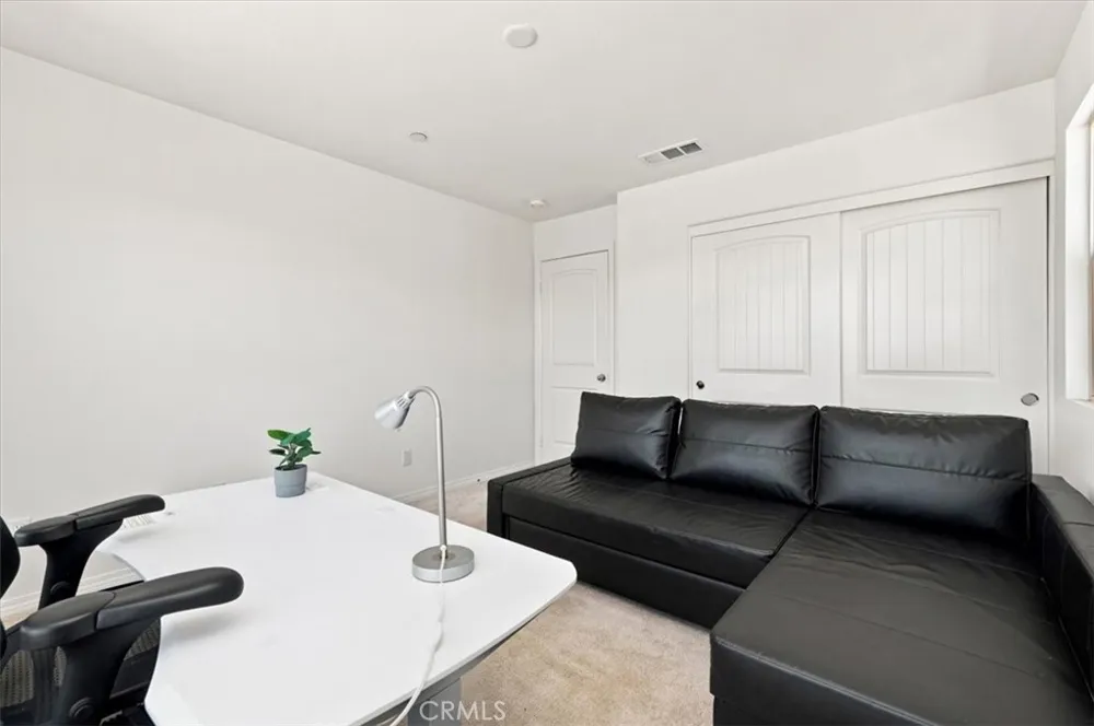 5370 Blue Ridge Way Fontana, CA 92336