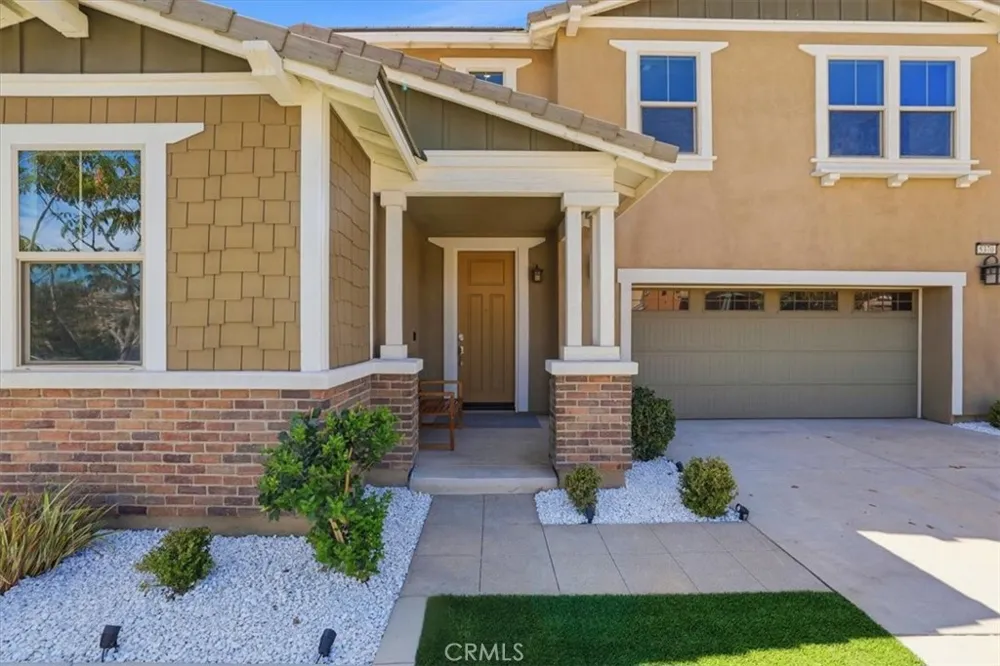 5370 Blue Ridge Way Fontana, CA 92336