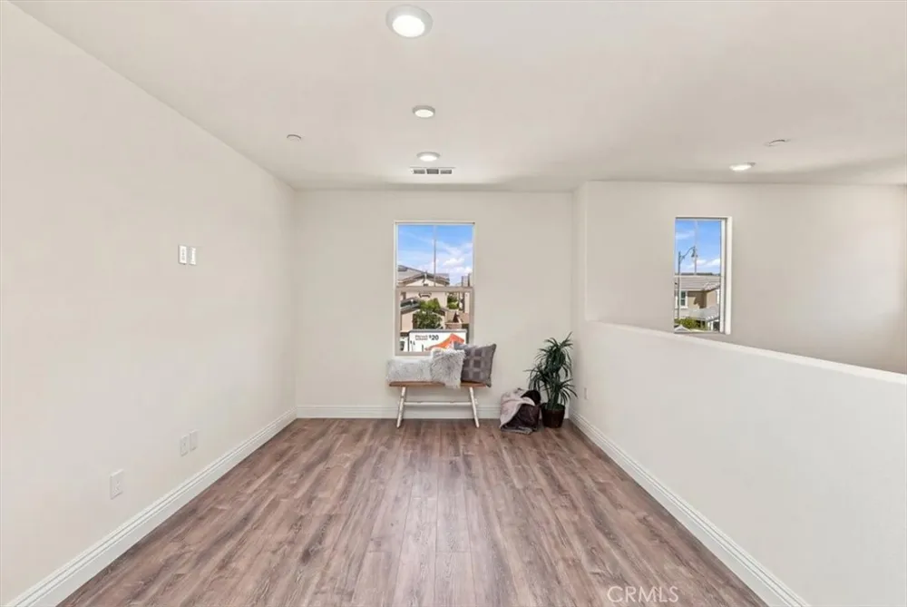 5370 Blue Ridge Way Fontana, CA 92336