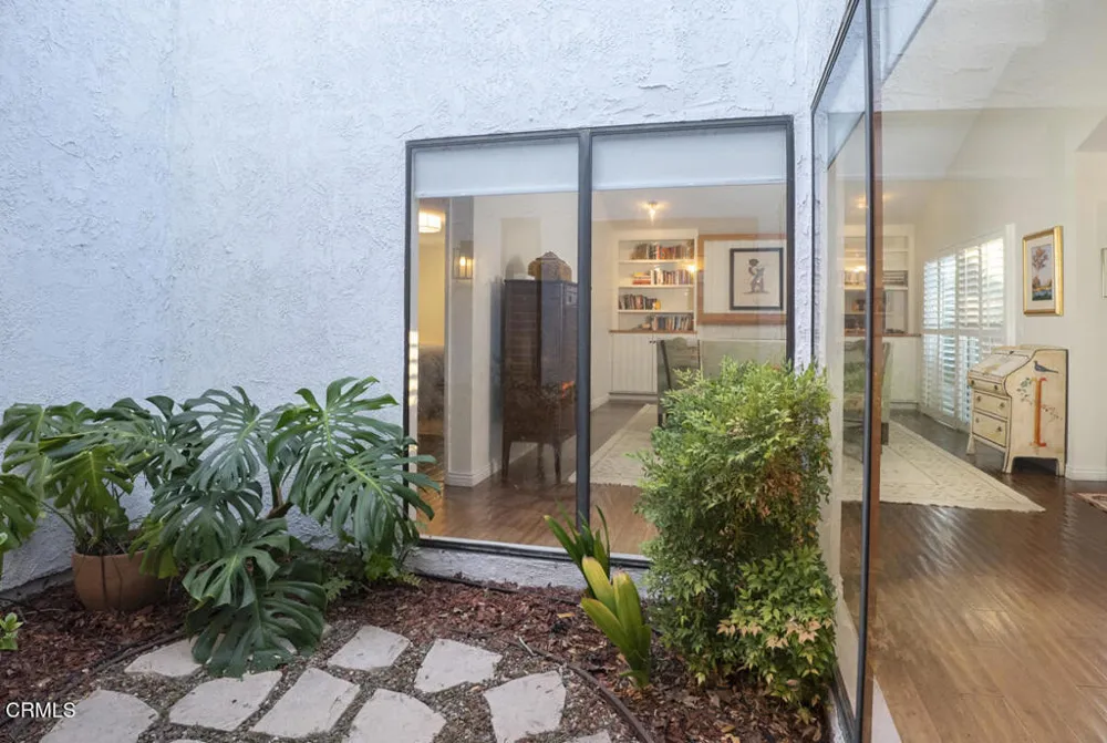 2150 Wimbledon Circle Westlake Village, CA 91361