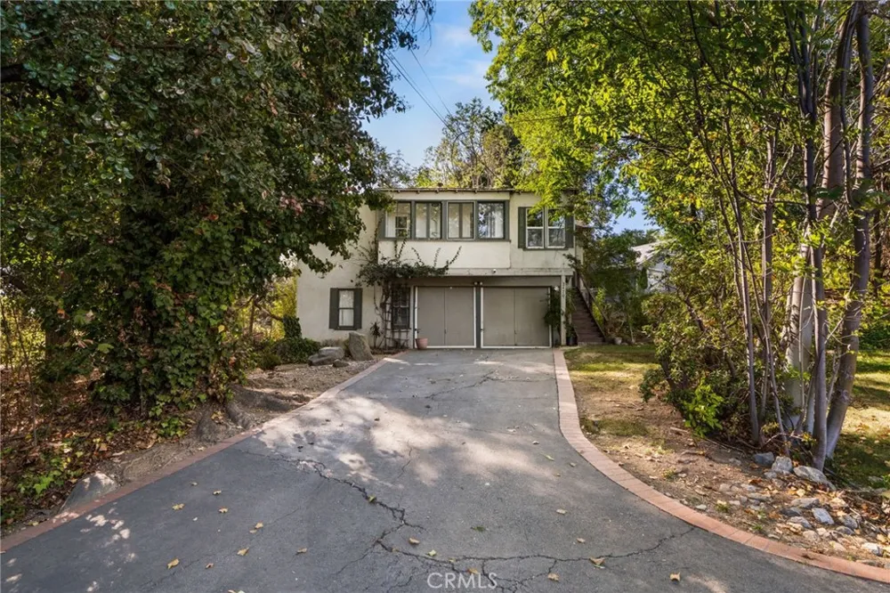 2470 Euclid Upland, CA 91784