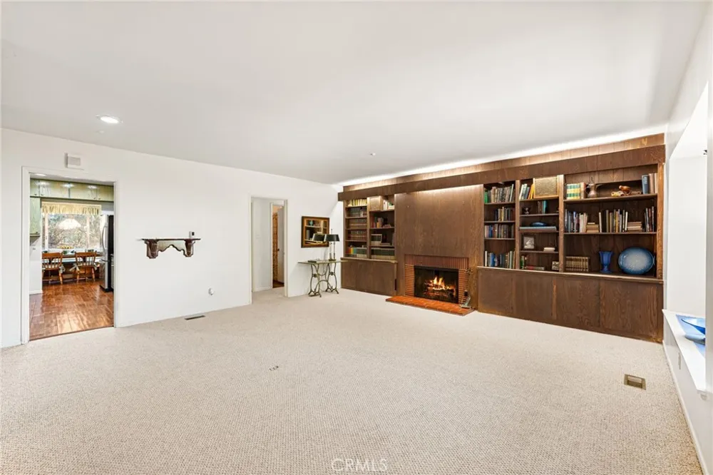 2470 Euclid Upland, CA 91784