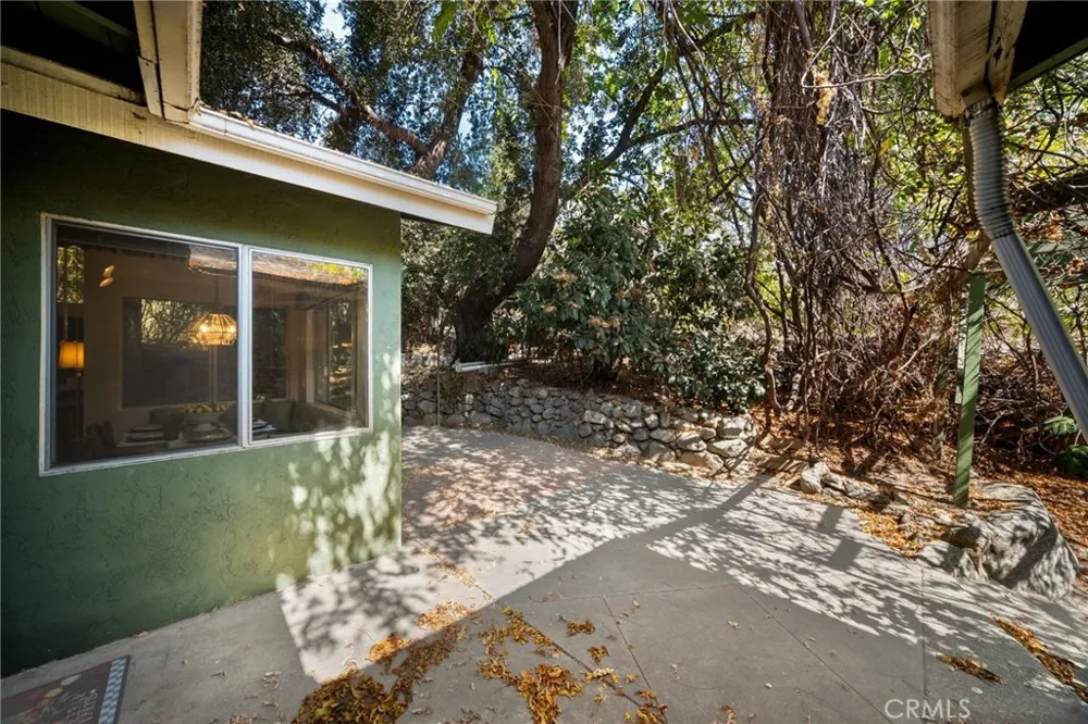 2470 Euclid Upland, CA 91784