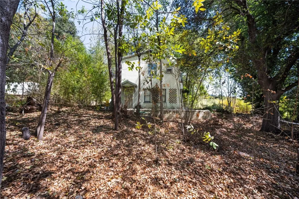 2470 Euclid Upland, CA 91784