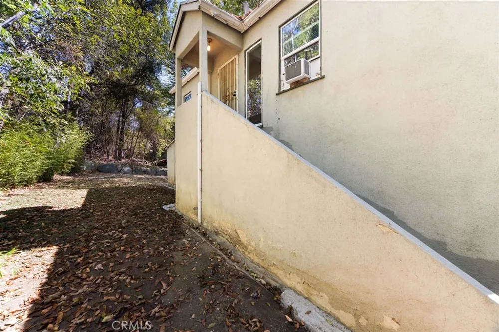 2470 Euclid Upland, CA 91784
