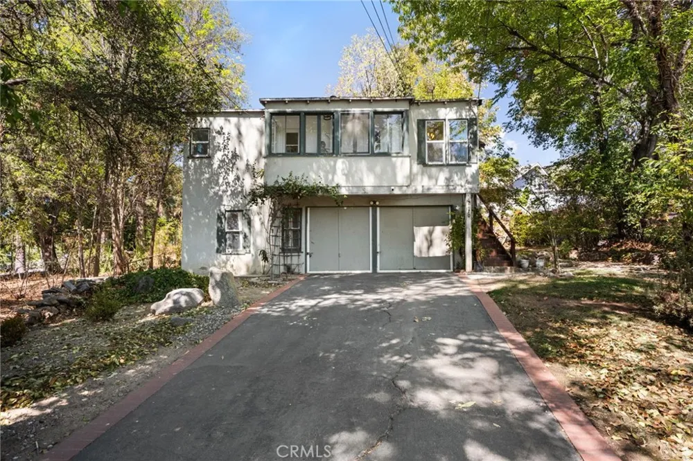 2470 Euclid Upland, CA 91784