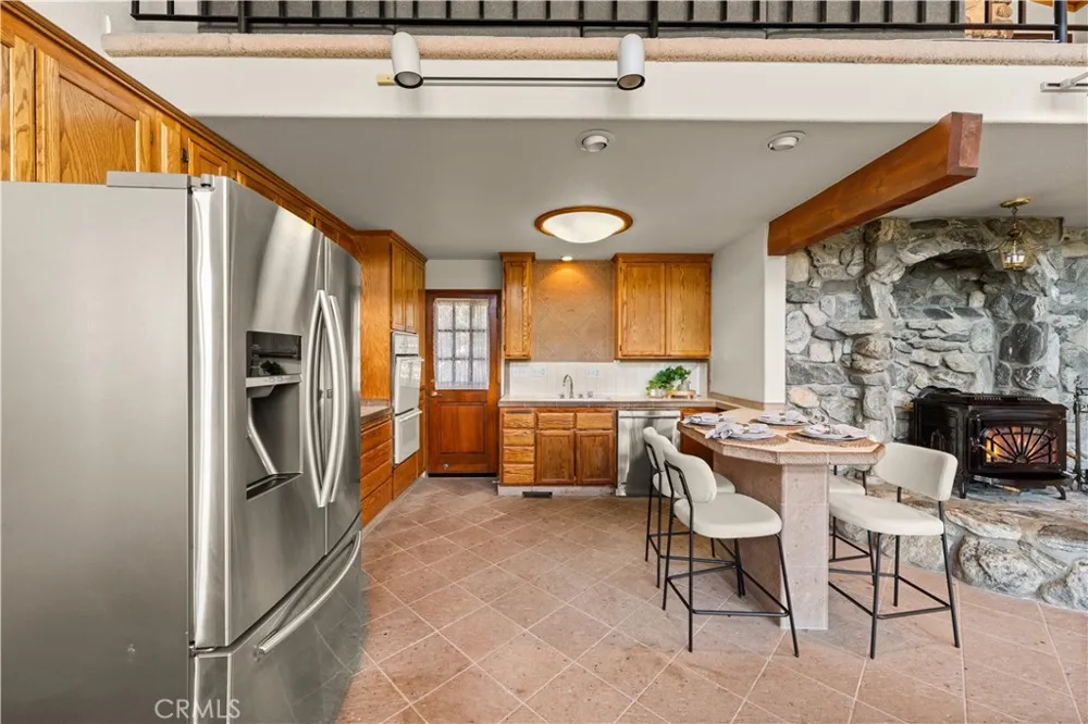6381 Sugar Pines Angelus Oaks, CA 92305
