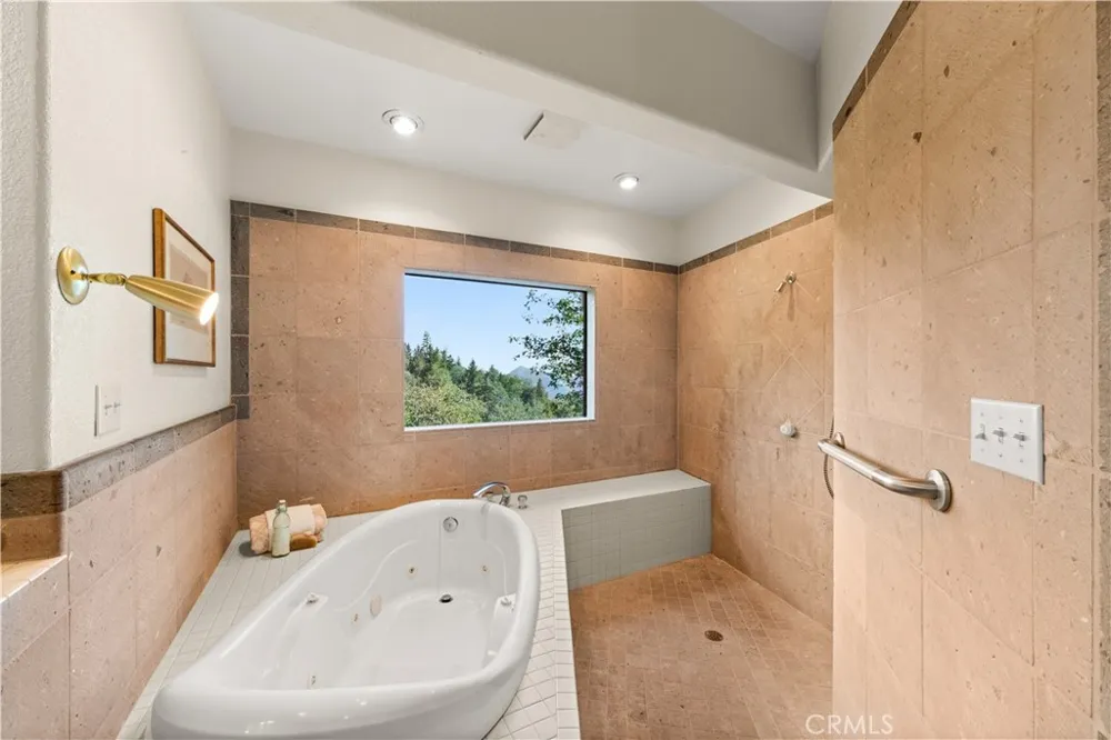 6381 Sugar Pines Angelus Oaks, CA 92305
