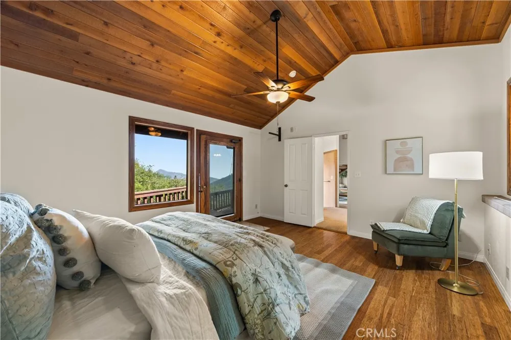 6381 Sugar Pines Angelus Oaks, CA 92305