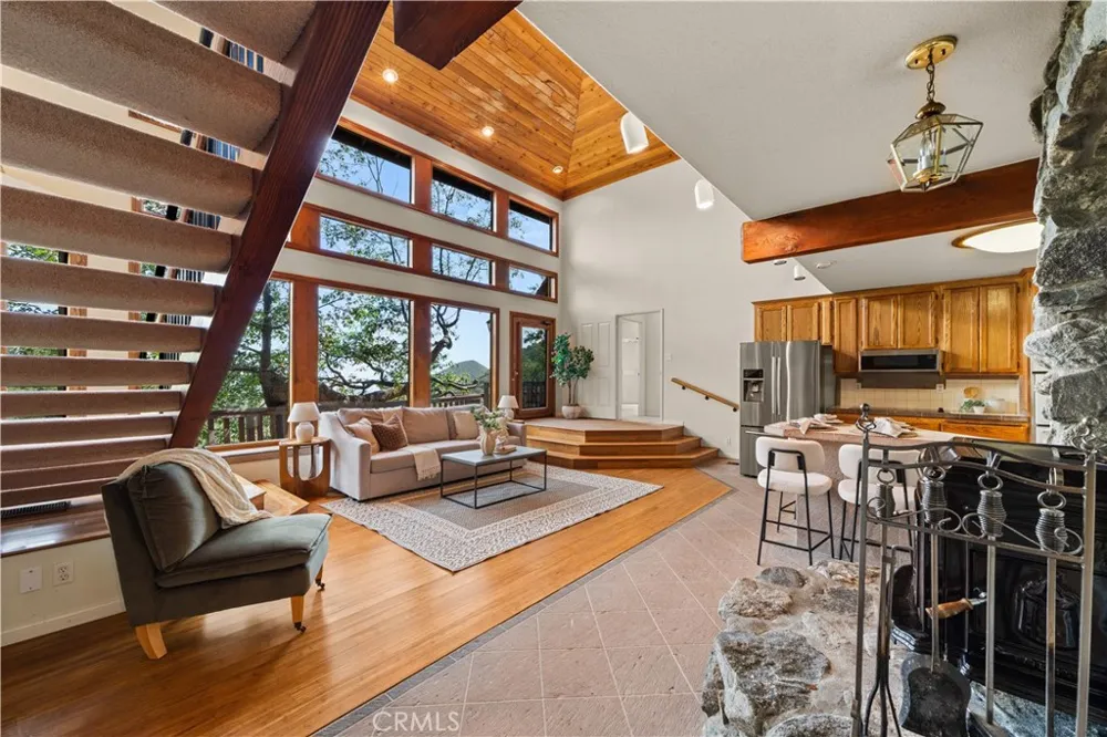 6381 Sugar Pines Angelus Oaks, CA 92305