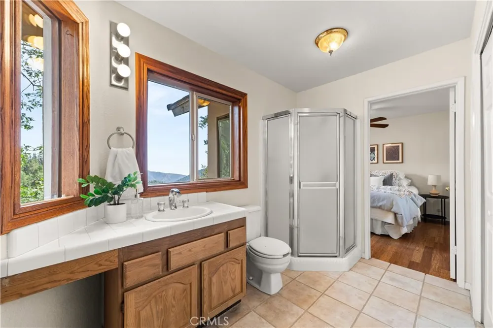 6381 Sugar Pines Angelus Oaks, CA 92305