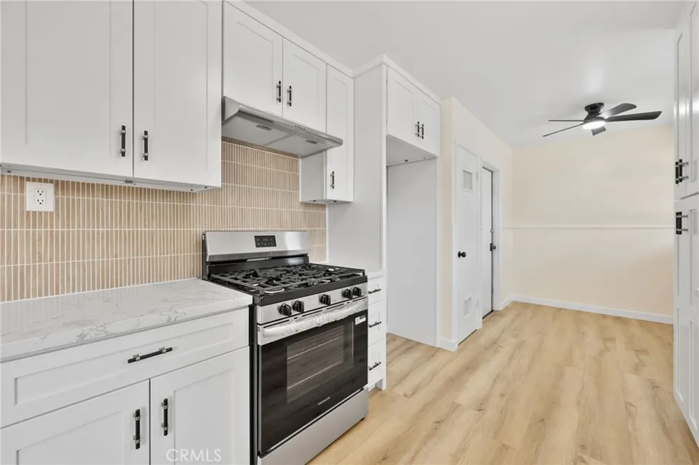 18232 Miller Fontana, CA 92336