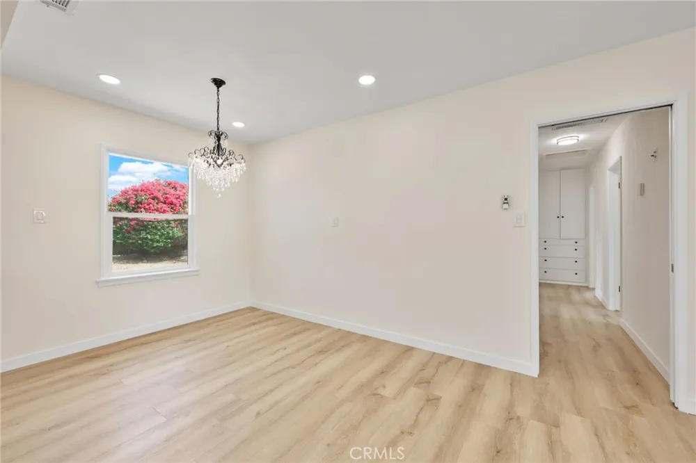 18232 Miller Fontana, CA 92336