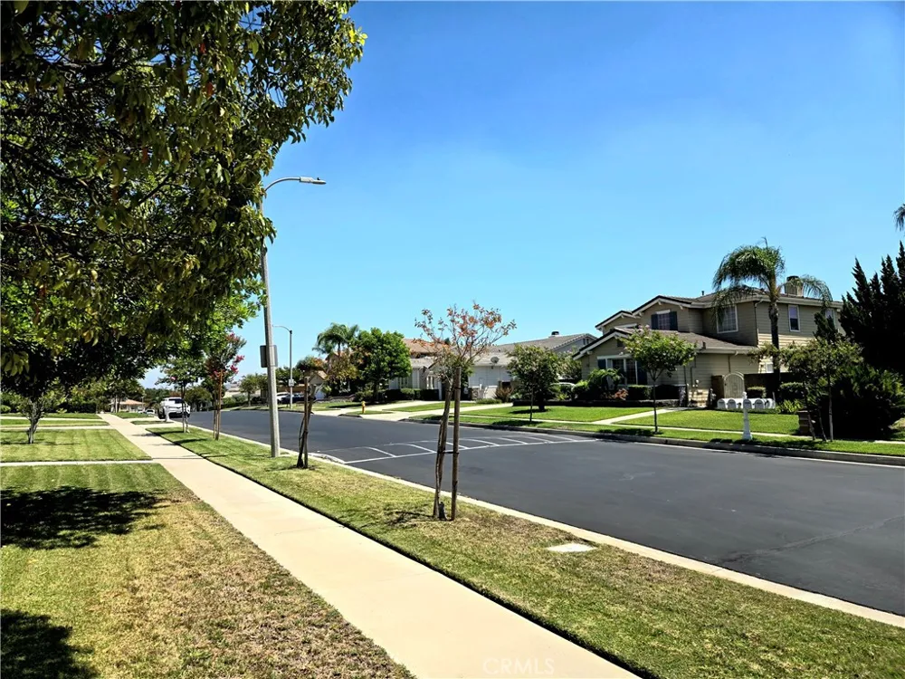 13356 Redwood Drive Rancho Cucamonga, CA 91739