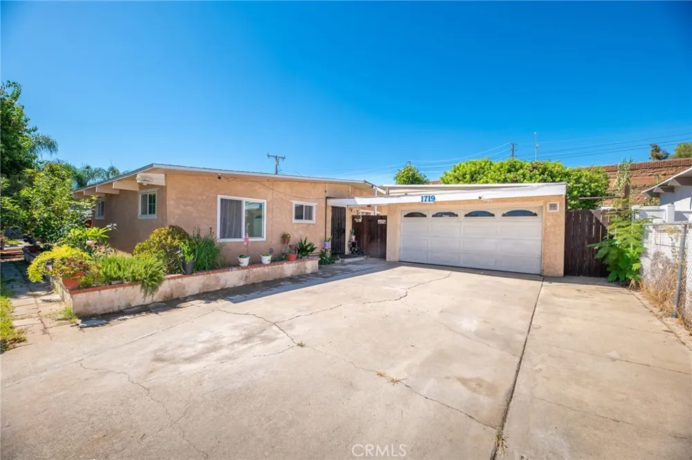1719 Calatina Dr Pomona, CA 91766