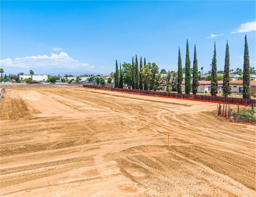 3907 Polk Street Riverside, CA 92505