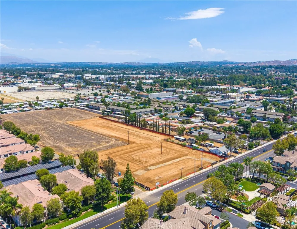 3907 Polk Street Riverside, CA 92505