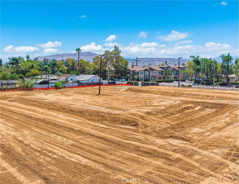 3907 Polk Street Riverside, CA 92505