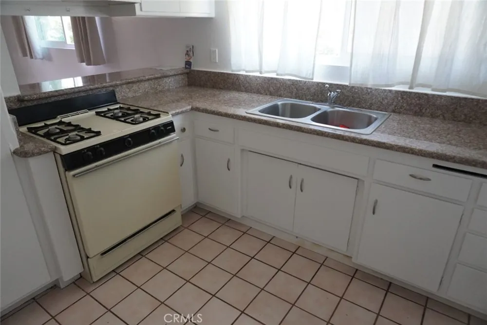428 E Foothill Monrovia, CA 91016