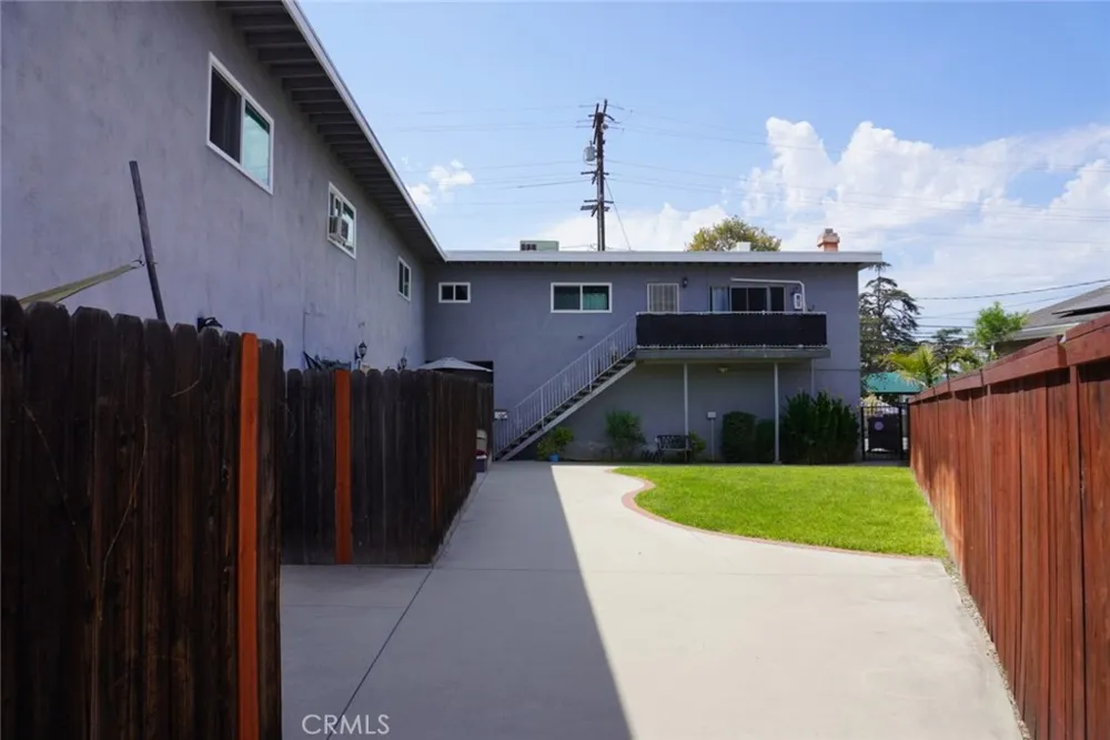428 E Foothill Monrovia, CA 91016