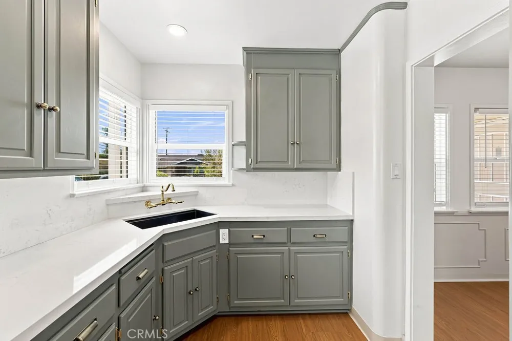 11237 Rincon Whittier, CA 90606