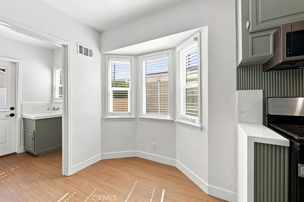 11237 Rincon Whittier, CA 90606