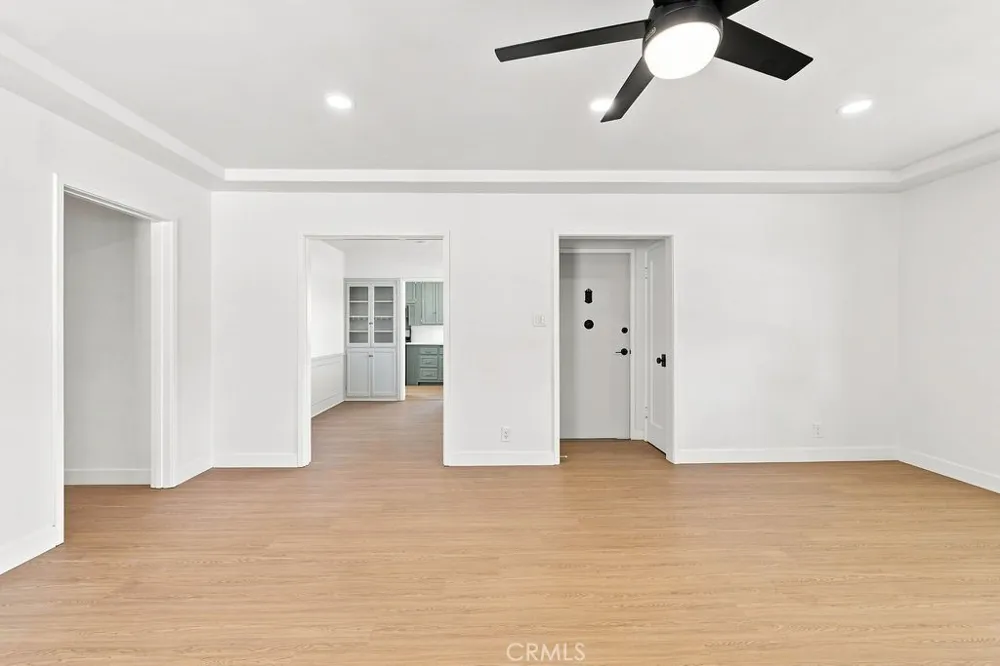 11237 Rincon Whittier, CA 90606