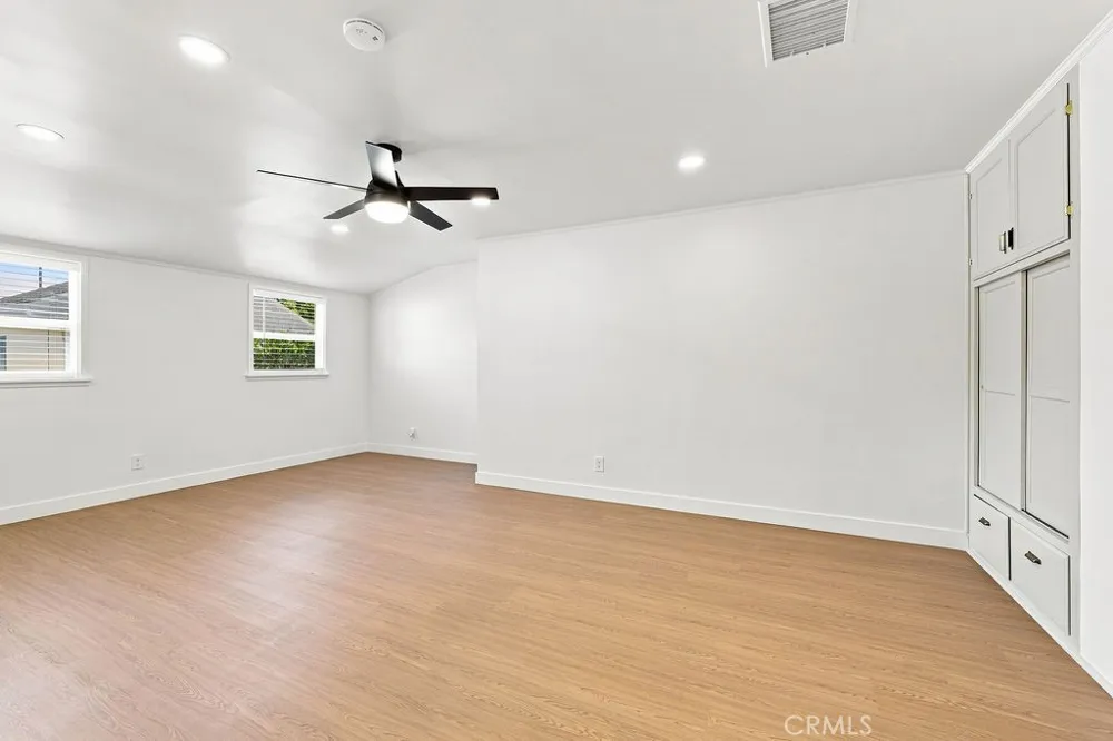 11237 Rincon Whittier, CA 90606