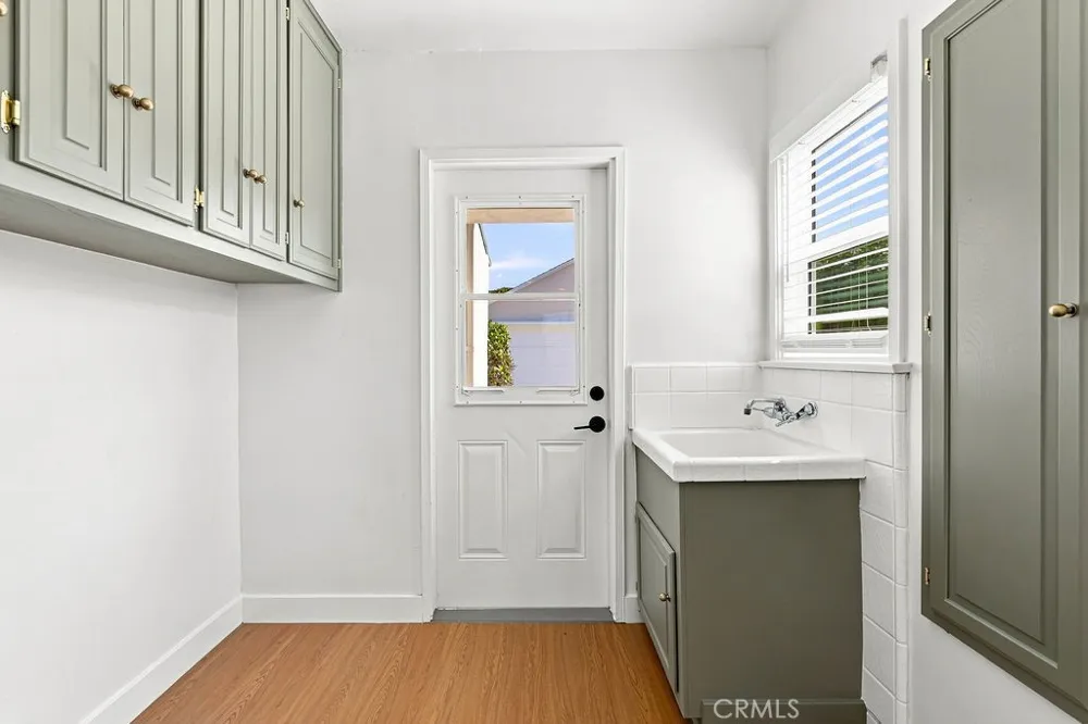 11237 Rincon Whittier, CA 90606