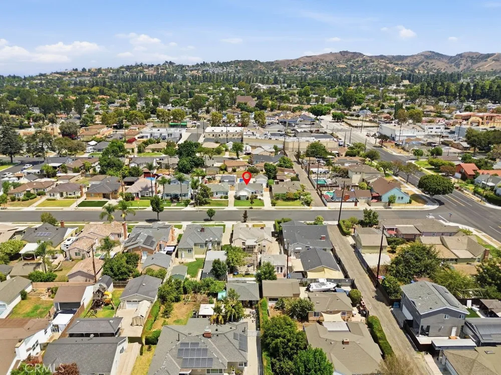 11237 Rincon Whittier, CA 90606