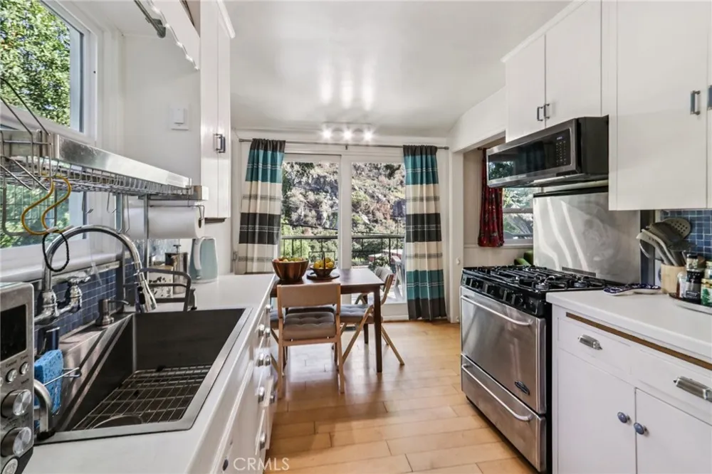 432 Fernwood Pacific Topanga, CA 90290