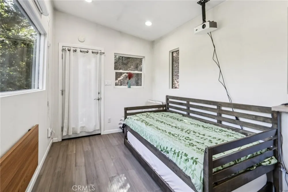 432 Fernwood Pacific Topanga, CA 90290