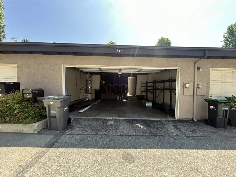 714 Briarwood Lane San Dimas, CA 91773
