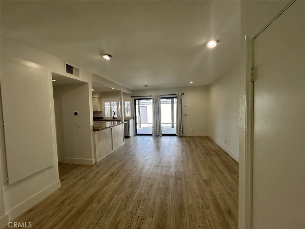 714 Briarwood Lane San Dimas, CA 91773