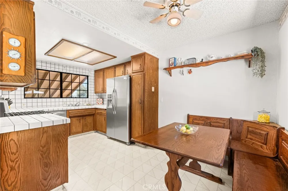 1939 Fernridge San Dimas, CA 91773