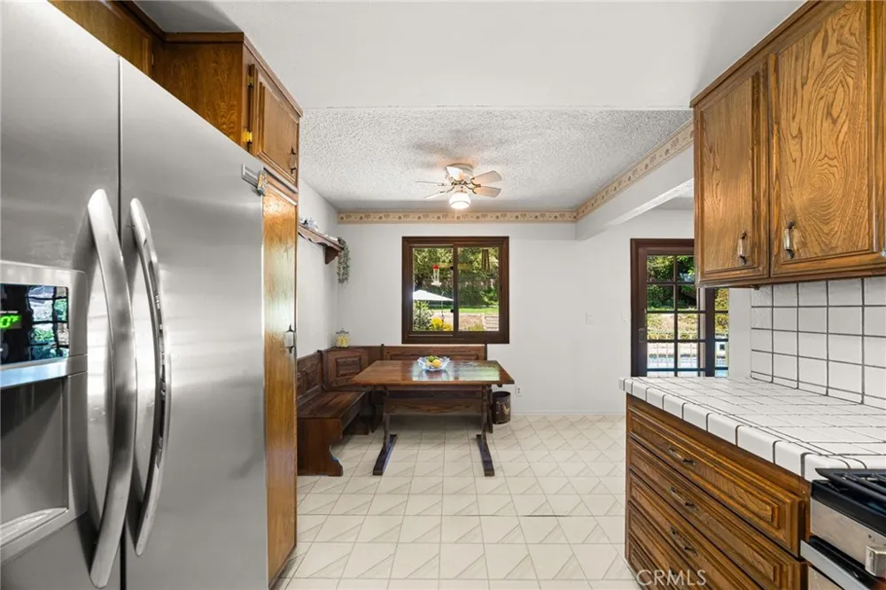 1939 Fernridge San Dimas, CA 91773