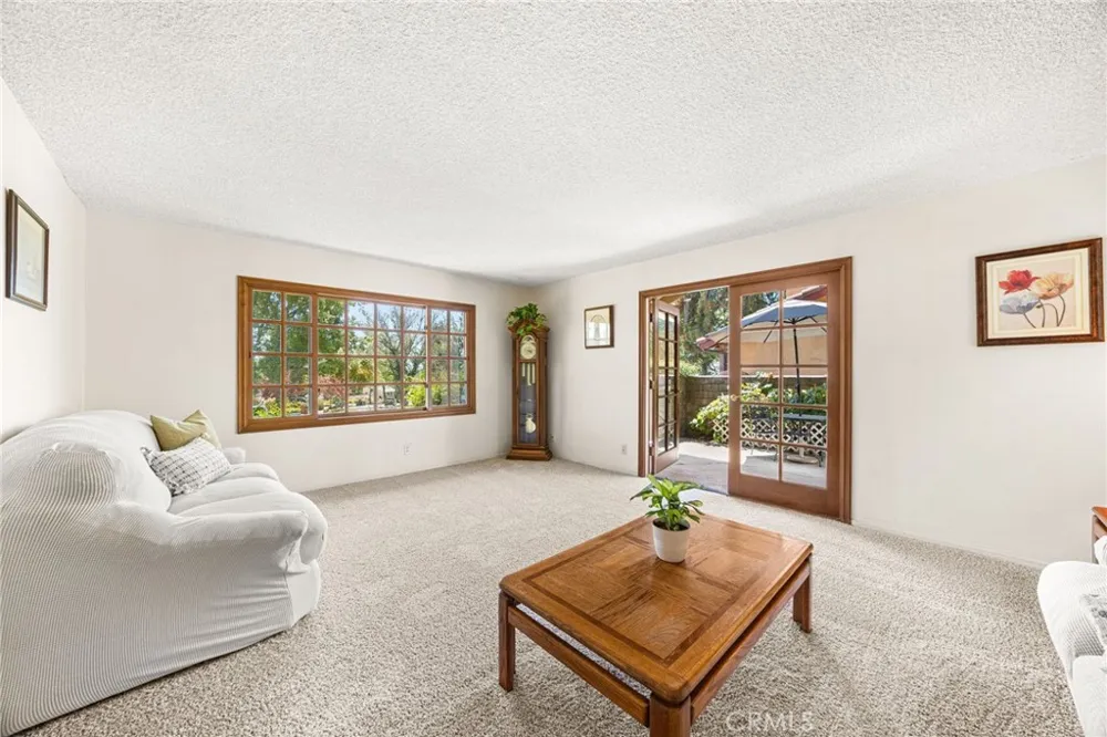 1939 Fernridge San Dimas, CA 91773