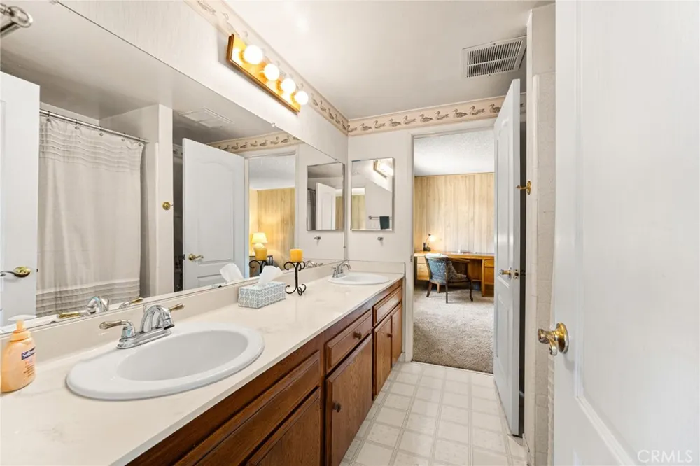 1939 Fernridge San Dimas, CA 91773